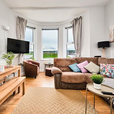 2 Dunluce Green - Portrush By The Sea Dış mekan fotoğraf