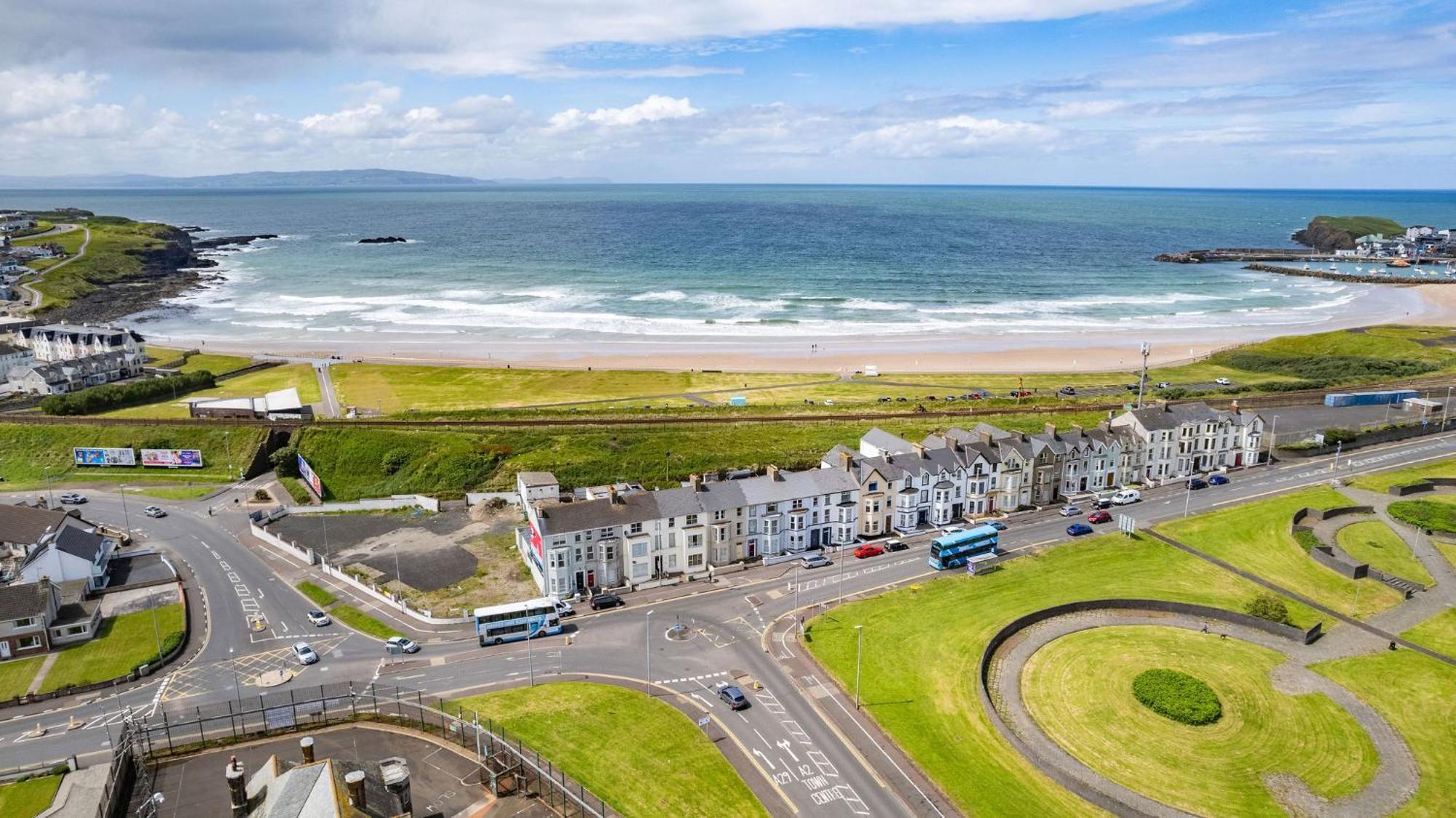 2 Dunluce Green - Portrush By The Sea Dış mekan fotoğraf